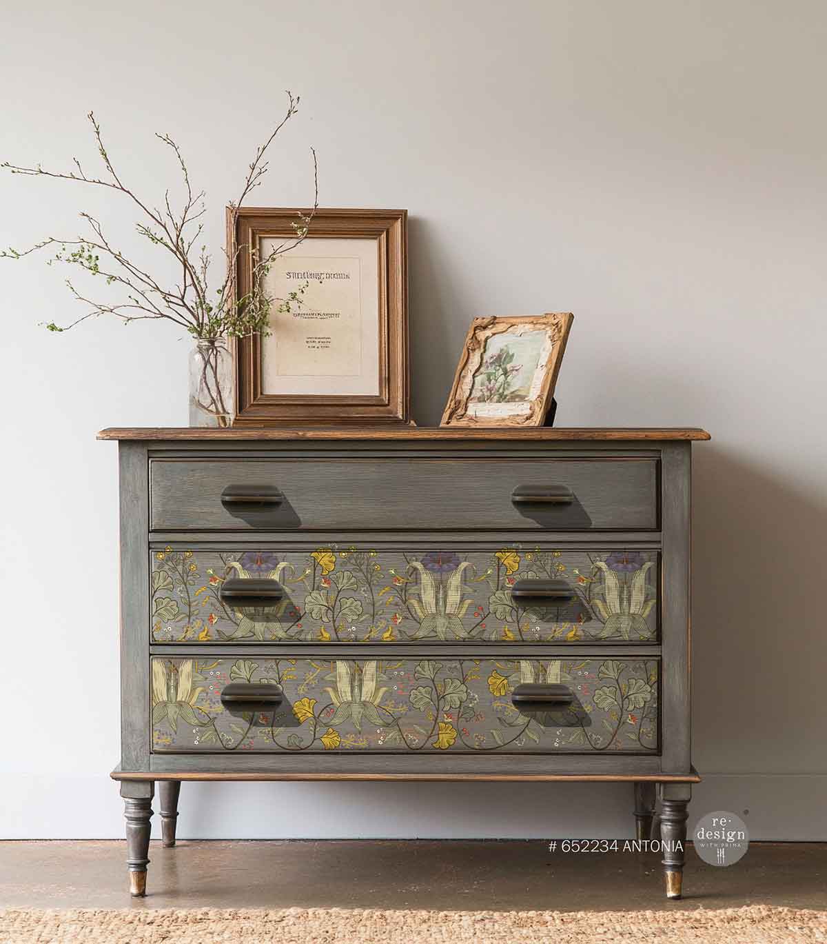 Antonia Decor Transfer by Redesign with Prima
