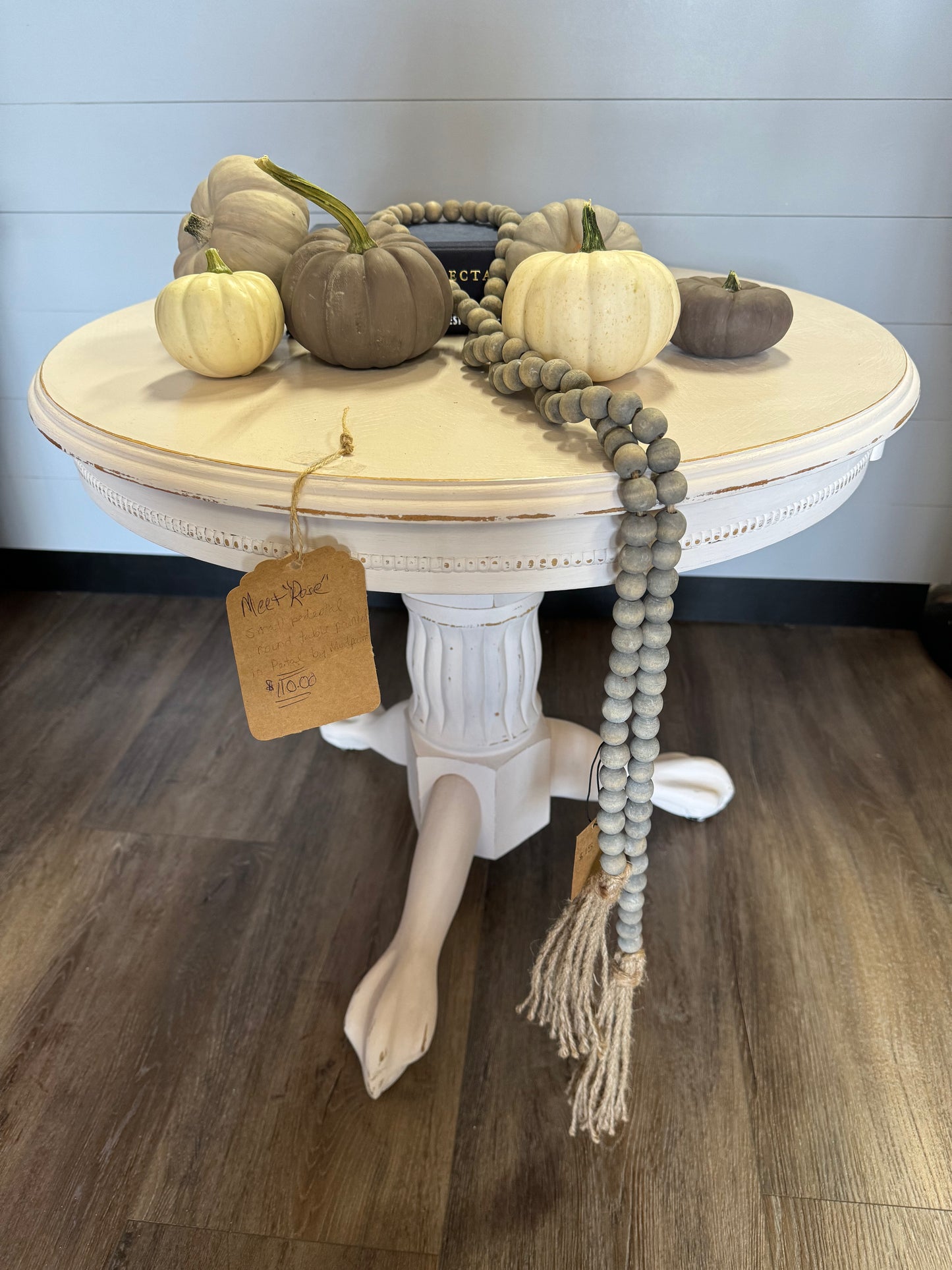 Meet “Rose” small pedestal table