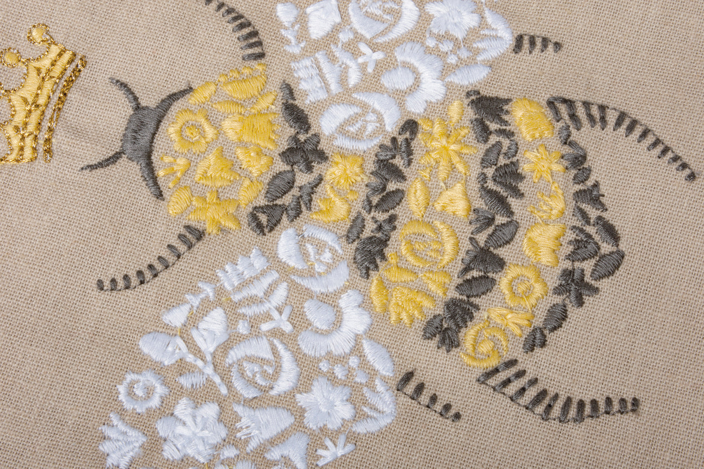 It's Good To Be Queen Bee Kitchen Towel
