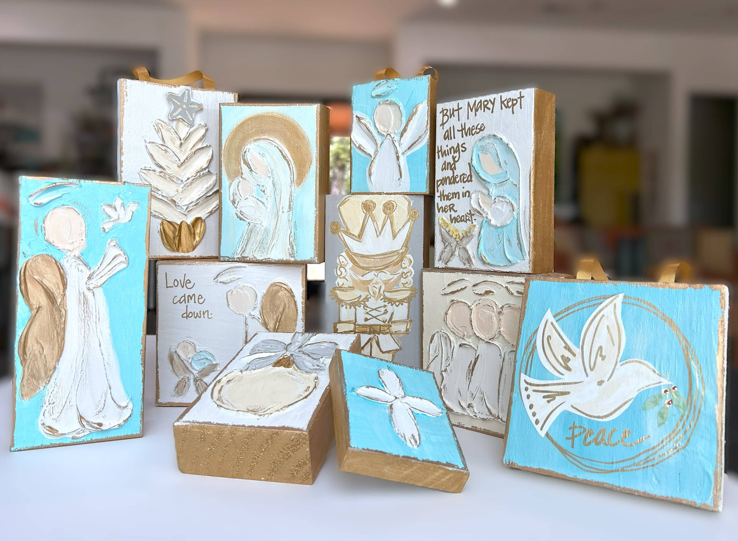 Mary and baby Jesus in gold | Magnificat Christmas Easter