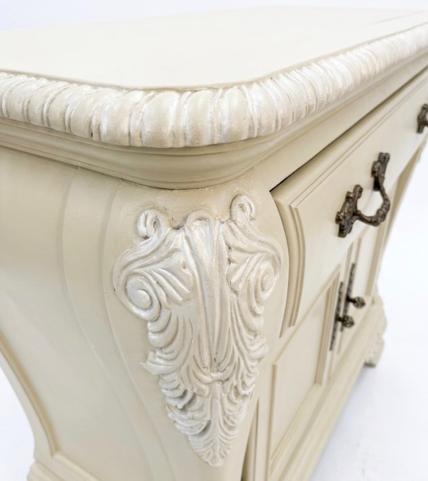 Meet Charlotte small buffet or bar piece