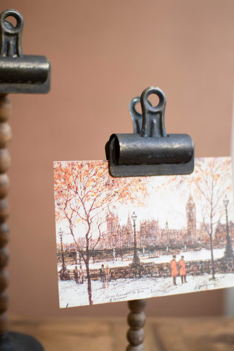 Set of two wood beads on base with clips